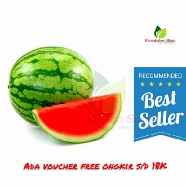buah semangka per potong manis segar